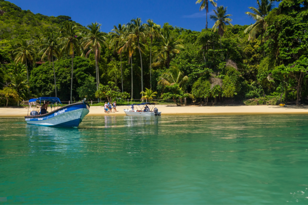 Praia do Pouso - Ilha Grande