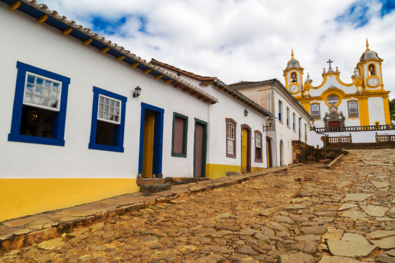 Minas Gerais e suas cidades históricas