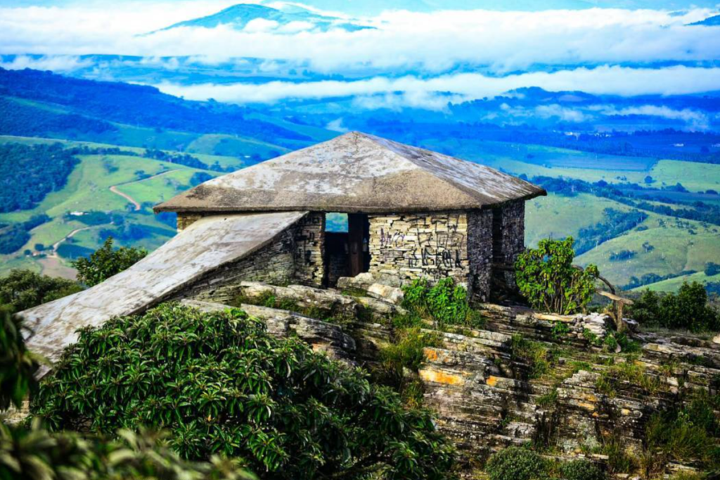 Minas Gerais e suas cidades históricas 